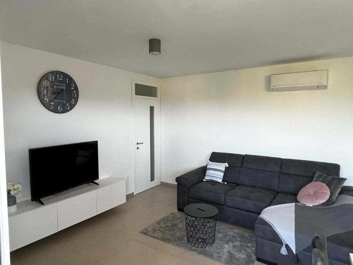 Apartman Ana Sveti Anton  外观 照片